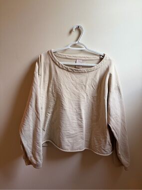Soft Focus Women's Sweatshirt - Cream